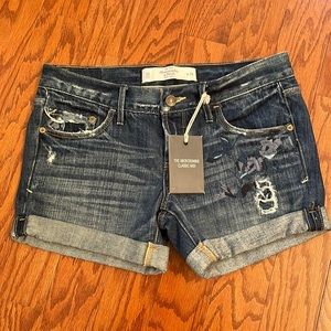 NWT Abercrombie & Fitch Classic Midi Jean Shorts